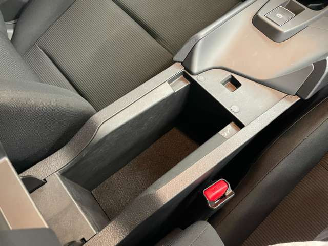 �S�ԃN���[�j���O�ς�!�ڗ����A����A�ւ���ȂǂȂ��R���f�B�V�����ǍD�ł�!!