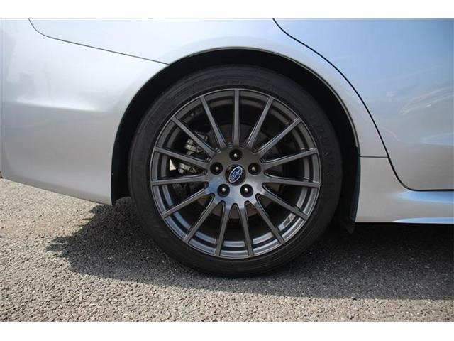 ���Ǝҗl�ւ̔̔��͂��f�肳���Ă��������܂��B �Ԍ������ԗ��̏ꍇ�́A�Ԍ����擾�������x�������z�ŕ\�����Ă���܂��B