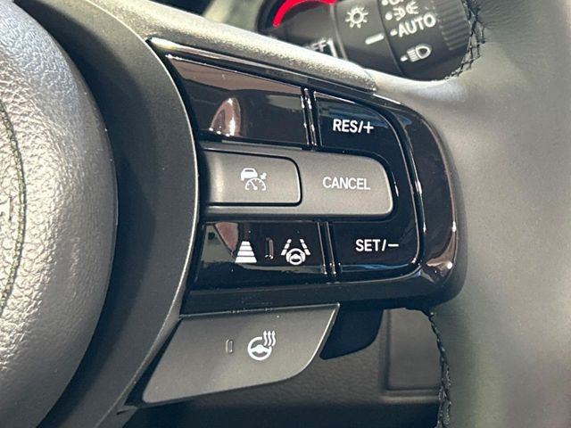 �y�A�_�v�e�B�u�N���[�Y�R���g���[���z�������H�ł̒��������s���y��!!�����ő��x��ۂN���[�Y�R���g���[�����A�Փˌy���V�X�e���ƘA�g���A�O���̎ԗ������m���ĎԊԂ�ۂ悤�ɑ��x���߂��Ă���܂�!!