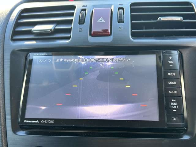 �A���E���h�r���[���j�^�[������