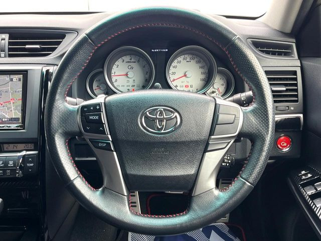 �y�����v�����X�e�A�����O�z�㎿�Ȋv���g�p���邱�ƂŁA��ɂ����������݂ƂĂ��^�]���₷���n���h���ł���