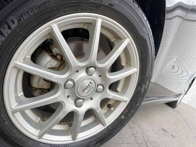 �y14�C���`�A���~�z�C�[���z�O�ςɃ}�b�`�����A���~�z�C�[���𑕒����Ă���܂��B�e��A���~�z�C�[����A�X�^�b�h���X�^�C�����戵�����Ă���܂��B���񂲑��k����������