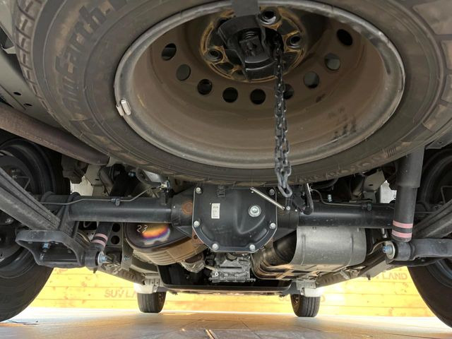 ����肪���ꂢ�Ȃ����ɁA�h�K���H�̎{�H���I�X�X���B�~��n��͂������A���ݕ��ɂ��Z���̕���A��Ń}�����E�E�B���^�[�X�|�[�c���������ɂ��D�]���������Ă���܂��B