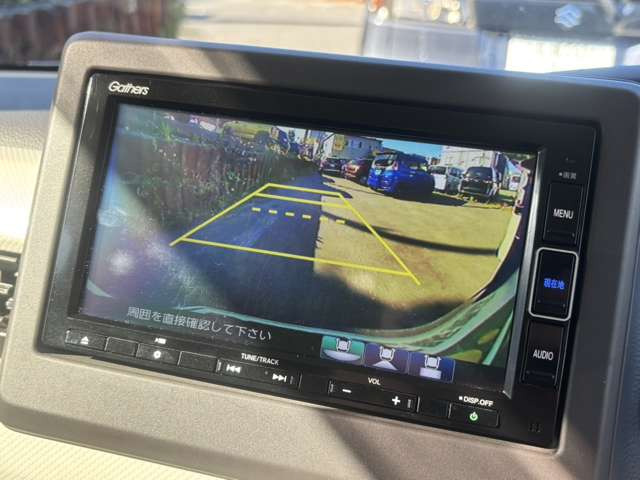 �o�b�N�J�����t��