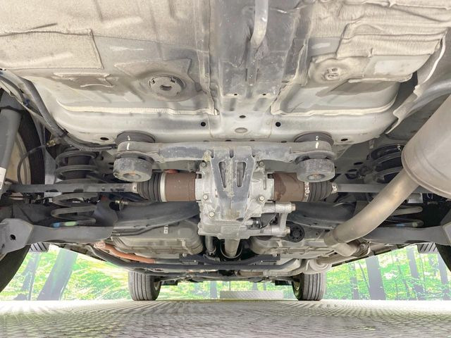 下回りがきれいなうちに、防錆加工の施工がオススメ。降雪地域はもちろん、沿岸部にお住いの方や、趣味でマリン・ウィンタースポーツをされる方にご好評いただいております。