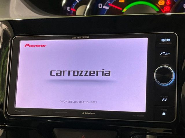 【ナビゲーション】目的地までしっかり案内してくれる使いやすいナビ。Bluetooth接続すればお持ちのスマホやMP3プレイヤーの音楽を再生可能!毎日の運転がさらに楽しくなります!!