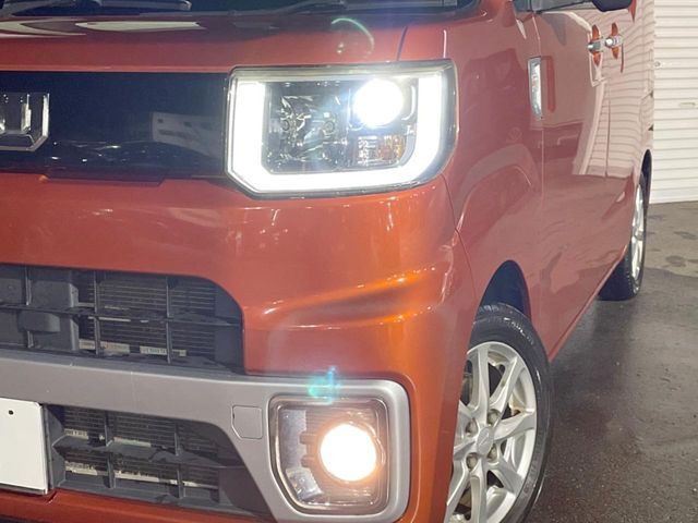 �yLED�w�b�h���C�g�z���V����ԑ��s�����ǍD�Ȏ��E���m�ۂ����S���ĉ^�]�ł��鍂�P�xLED�w�b�h���C�g�𑕔�!�_�����x�������A����d�͂��}�����Ă��܂��B