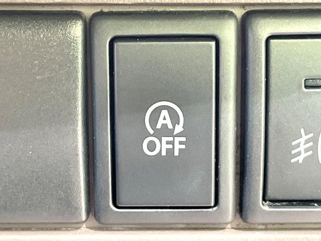 �y�A�C�h�����O�X�g�b�v�z�ԐM����a�؂Œ�Ԃ����ۂɃG���W�����~���A���ʂȔR���̏����}���܂��B�R��������ی�ɂȂ���@�\��G���W���̓u���[�L�𗣂��΍Ďn�����܂��B