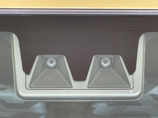 �y�X�}�[�g�A�V�X�g�z���s���ɑO���̎ԗ�����F�����A�Փ˂������Ȏ��͌x��ƃu���[�L�ŏՓˉ���Ɣ�Q�y�����A�V�X�g�B�����S�Ƀh���C�u�����y���݂��������܂��B