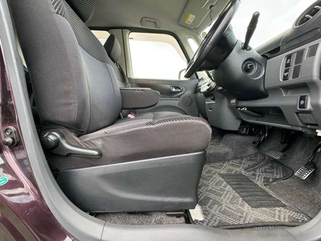 内装です☆納車前にクリーニングも実施致します☆