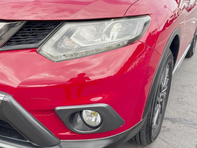 �yLED�w�b�h���C�g�z���V����ԑ��s�����ǍD�Ȏ��E���m�ۂ����S���ĉ^�]�ł��鍂�P�xLED�w�b�h���C�g�𑕔�!�_�����x�������A����d�͂��}�����Ă��܂��B