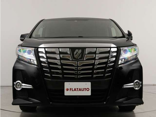 大迫力のフロントフェイスです!状態は非常にいいですが、コーティング施工により更なる質感をご提供できます。プランは数多く御座いますので、お気軽にお申し付けください!