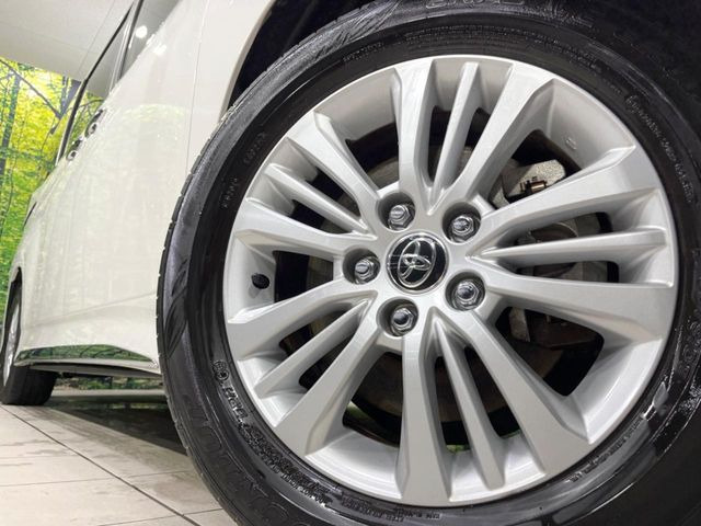 【純正16インチアルミホイール】外観にマッチした純正アルミホイールを装着しております。各種社外アルミホイールや、スタッドレスタイヤも取扱いしております。是非ご相談ください♪
