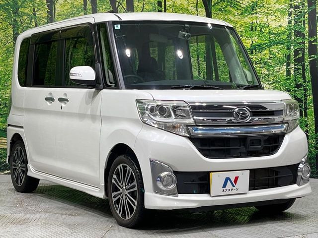 高透明度のガラス皮膜で撥水はもちろん、上質なツヤ・光沢を実現。紫外線や酸性雨から大切な愛車を保護し、色あせ・劣化を防止。「弾スプラッシュコート」、「弾プリミッサコート」からお選びいただけます。