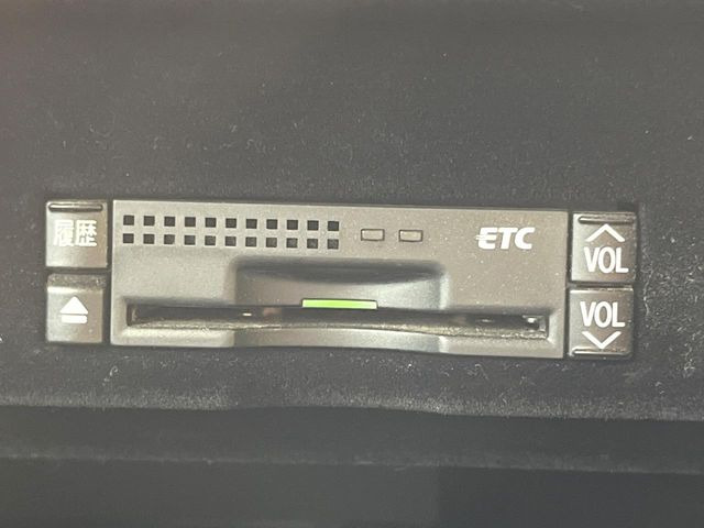 【ETC】高速道路の料金所をストレスなく通過!話題のスポットやサービスエリアに多い「スマートIC」利用時は必須のアイテムです。当店でセットアップを実施、ご納車当日からすぐにご利用いただけます!