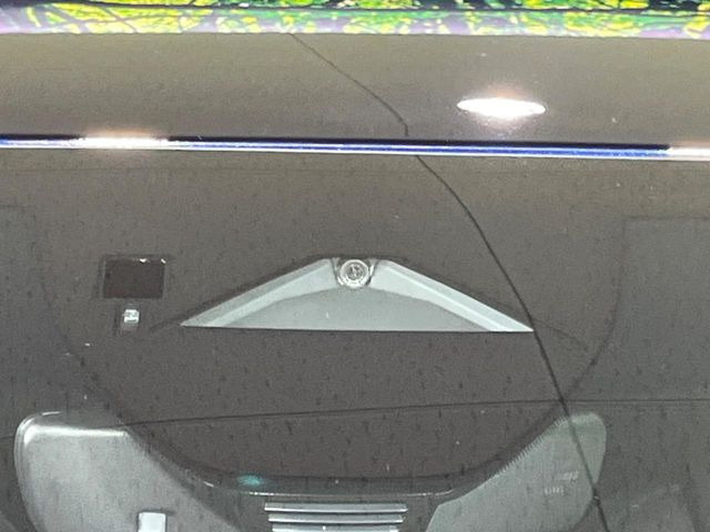 �y�X�}�[�g�V�e�B�u���[�L�T�|�[�g�z�ᑬ���s���ɑO���̎ԗ�����F�����A�Փ˂������Ȏ��͌x��ƃu���[�L�ŏՓˉ���Ɣ�Q�y�����A�V�X�g�B�����S�Ƀh���C�u�����y���݂��������܂��B