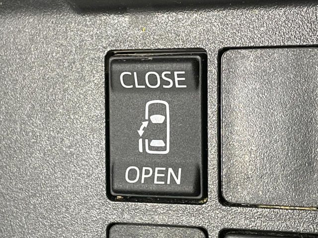 �y�p���[�X���C�h�h�A�z�X�}�[�g�L�[��^�]�Ȃ̃X�C�b�`�ŃX���C�h�h�A�̊J���\���d��������͂����ăh�A���J����K�v�������A���������q�l�ł��A�d���ו��������Ă��鎞�����N�ɊJ���߂ł��܂���