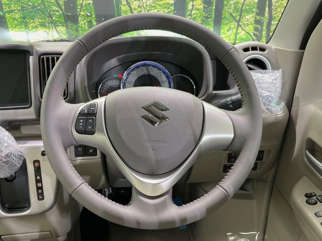 �y�����v�����X�e�A�����O�z�㎿�Ȋv���g�p���邱�ƂŁA��ɂ����������݂ƂĂ��^�]���₷���n���h���ł���