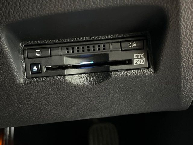 【ETC】高速道路の料金所をストレスなく通過!話題のスポットやサービスエリアに多い「スマートIC」利用時は必須のアイテムです。当店でセットアップを実施、ご納車当日からすぐにご利用いただけます!