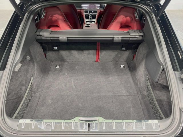 ●トランクルーム:趣味が広がる収容スペース!これだけの広さがあればお買い物やレジャーなどにも最適です!使用感も少なくきれいな状態を維持しております。