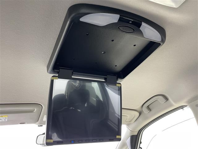 セレナ1.2 e-POWER ハイウェイスターV