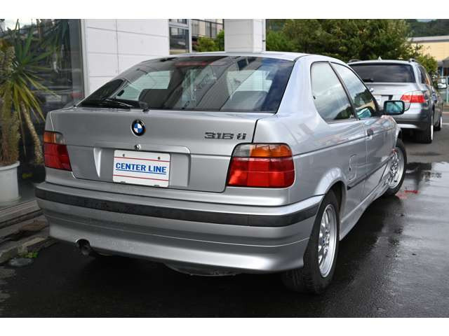 3シリーズハッチバック318ti セレクション