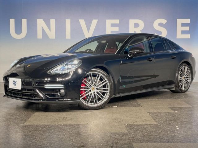 ●LEDヘッドライト:夜間走行時も良好な視界を確保し安心して運転できる高輝度LEDヘッドライトを装備!点灯速度が早く、消費電力も抑えられています。