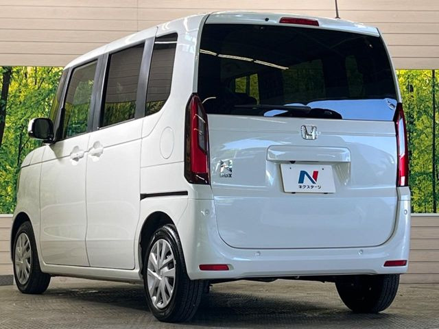 �y�p�[�L���O�Z���T�V�X�e���z�O��o���p�[�ɂ������̃Z���T�[����t�����Ă���A�o���p�[�t�߂̏�Q�������m���Ă��m�点�B����ɁA�y�_���̓��݊ԈႢ�ɂ��O��ւ̌딭�i�h�~���A�V�X�g�B