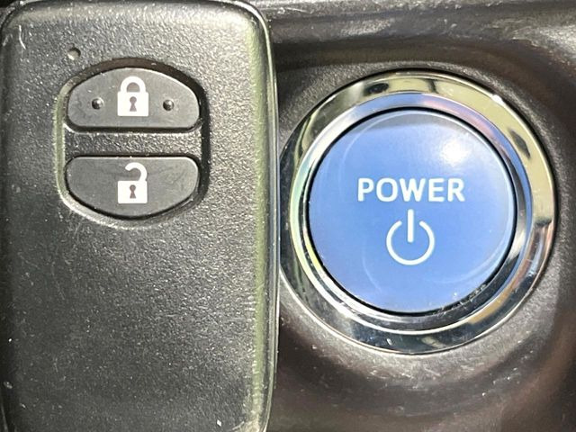 �y�X�}�[�g�L�[�z�J�o����|�P�b�g�ɓ��ꂽ�܂܂ł��h�A�̎{���E�������\�ȃX�}�[�g�L�[�𑕔��B�G���W���̃I���E�I�t�����J�M�����o���K�v����������Ƃ��Ă��֗��ł���