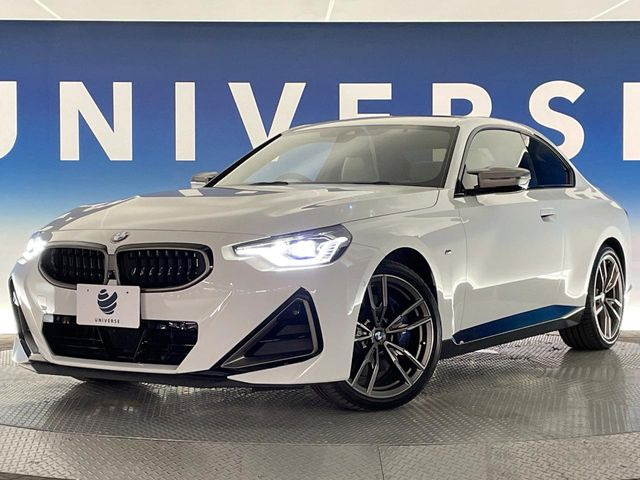 ●LEDヘッドライト:夜間走行時も良好な視界を確保し安心して運転できる高輝度LEDヘッドライトを装備!点灯速度が早く、消費電力も抑えられています。