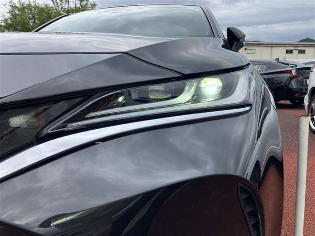 ハリアー2.5 ハイブリッド E-Four Z レザーパッケージ 4WD