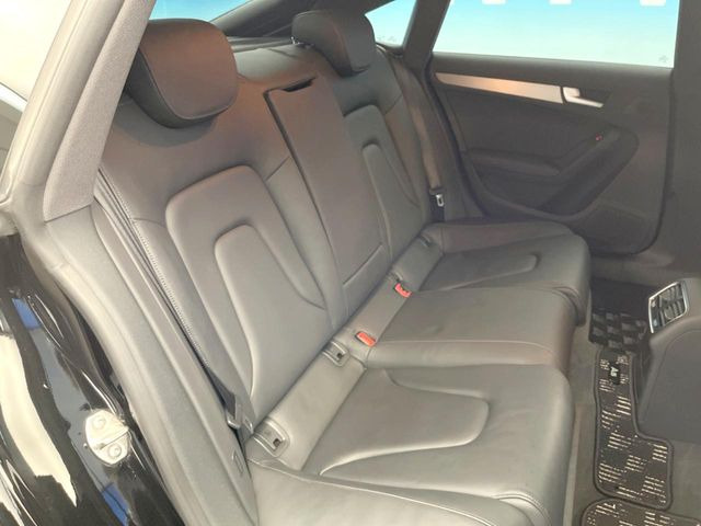 アウディ A5スポーツバック 2.0 TFSI クワトロ Sライン