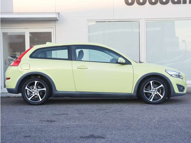 �y���Օ��i7�i�ڂ̐V�i�����z�G���W���I�C���A�I�C���t�B���^�[�A���C���o�b�e���[�A�O�ハ�C�p�[�S���A�u���[�L�t���[�h�A��p���A�G�A�R���t�B���^�[��V�i�������܂��B