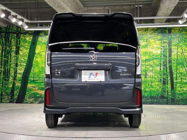ホンダ N-BOXカスタム ベースグレード 167.4万円 令和7年(2025年
