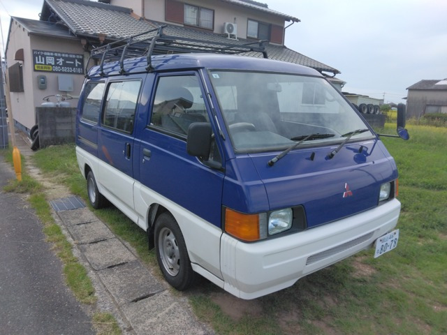 デリカバン(三菱) 2500cc ディーゼル ターボ 軽油 ハシゴ付き 中古車画像