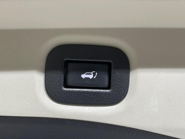 �y�p���[�o�b�N�h�A�z�X�}�[�g�L�[��^�]�Ȃ̃{�^�������������Ń��A�Q�[�g�������ŊJ���܂�!�ו��������Ă��鎞��A�����ʒu�ɂ���o�b�N�h�A��߂�ۂɕ֗��ȋ@�\�ł���