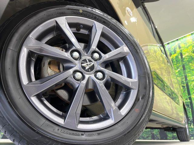 �y����14�C���`�A���~�z�C�[���z�O�ςɃ}�b�`���������A���~�z�C�[���𑕒����Ă���܂��B�e��ЊO�A���~�z�C�[����A�X�^�b�h���X�^�C�����戵�����Ă���܂��B���񂲑��k����������