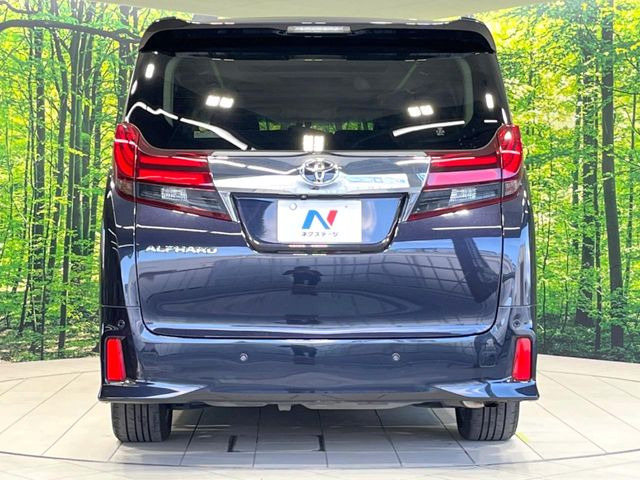 安心の最長10年・走行無制限保証(有償)をご用意。保証内容も充実はもちろん、無料点検&オイル交換や、年中無休の全国・24時間ロードサービスも付帯されておりますのでご安心下さい。