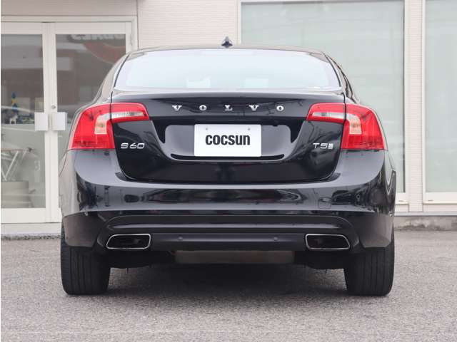 ���s�^�G���W���ɂ̓{���{�̔F�؂��擾����MOTUL�̍����I�C��SPECIFIC RBS0-2AE(0W-20)���g�p���܂��B