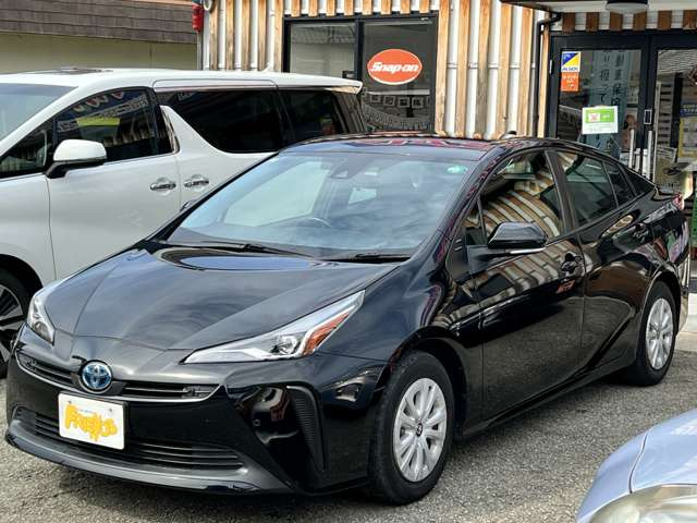 当店は兵庫県にある『ハイブリッドコンパクトカー専門店』です!県外のお客様も大歓迎です♪全国に納車可能ですので、お気軽にお問合せください!!