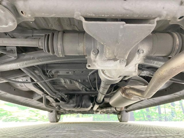 下回りがきれいなうちに、防錆加工の施工がオススメ。降雪地域はもちろん、沿岸部にお住いの方や、趣味でマリン・ウィンタースポーツをされる方にご好評いただいております。