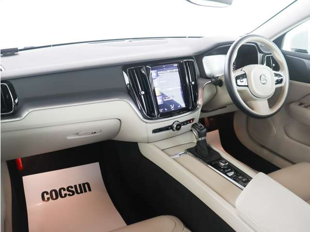 �h�C�c�̃{���{���`���[�j���O���[�J�[HEICO SPORTIV�̐��K�̔��X���t���ƈ��m���ɂ�HEICO SPORTIV�v���~�A���p�[�g�i�[KANTO / TOKAI�Ƃ��ĉ^�c�����Ă��܂��B