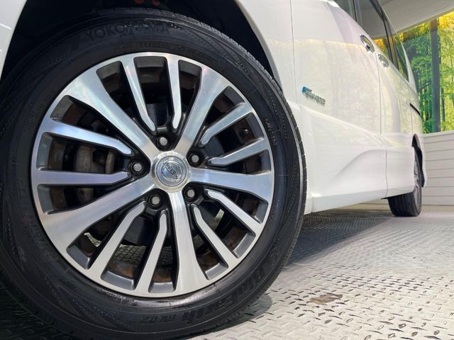 �y����16�C���`�A���~�z�C�[���z�O�ςɃ}�b�`���������A���~�z�C�[���𑕒����Ă���܂��B�e��ЊO�A���~�z�C�[����A�X�^�b�h���X�^�C�����戵�����Ă���܂��B���񂲑��k����������