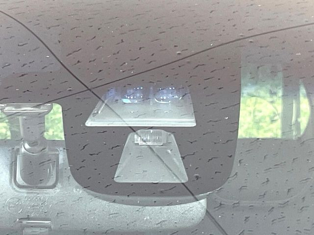 �y�V�e�B�u���[�L�A�N�e�B�u�V�X�e���z�ᑬ���s���ɑO���̎ԗ�����F�����A�Փ˂������Ȏ��͌x��ƃu���[�L�ŏՓˉ���Ɣ�Q�y�����A�V�X�g�B�����S�Ƀh���C�u�����y���݂��������܂��B