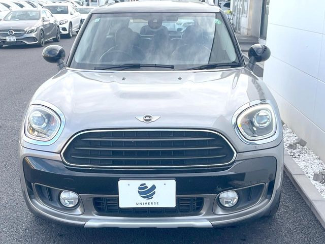 ●ご覧の通り綺麗な状態を維持しているお車ですが、小さなキズの状況や他の箇所のお写真もお送りできます。ご遠方の方でも安心してご検討いただける様、お客様のご希望に応じて出来る限りご対応させていただきます。