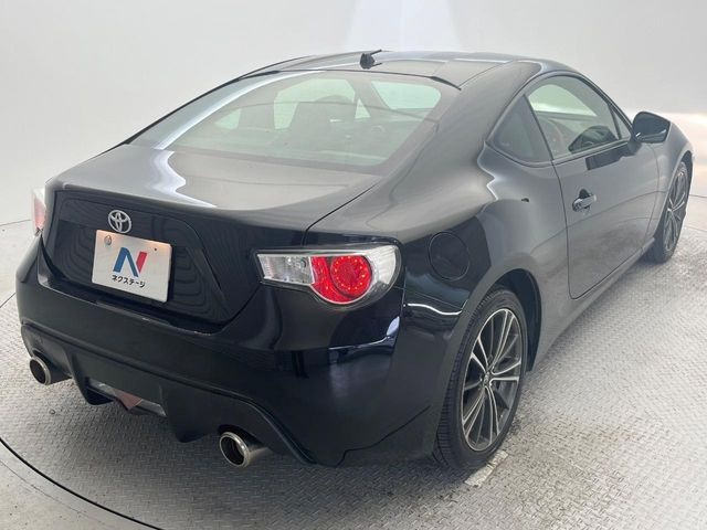 ☆全国のネクステージからお取り寄せが可能※!遠方の店舗に展示してあるクルマが気になる場合も、最寄りの店舗でご覧いただくことが可能です!是非私たちに要望をお聞かせください!※別途費用