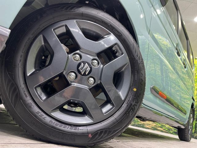 �y����14�C���`�A���~�z�C�[���z�O�ςɃ}�b�`���������A���~�z�C�[���𑕒����Ă���܂��B�e��ЊO�A���~�z�C�[����A�X�^�b�h���X�^�C�����戵�����Ă���܂��B���񂲑��k����������