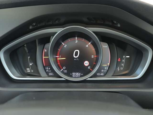 【ご納車後6ヶ月の無料点検】納車から半年経過した時点で再度お車の消耗具合を点検する事によって、不具合箇所の早期発見や今後のメンテナンスに関しての適切な助言をさせて頂く事が可能です。