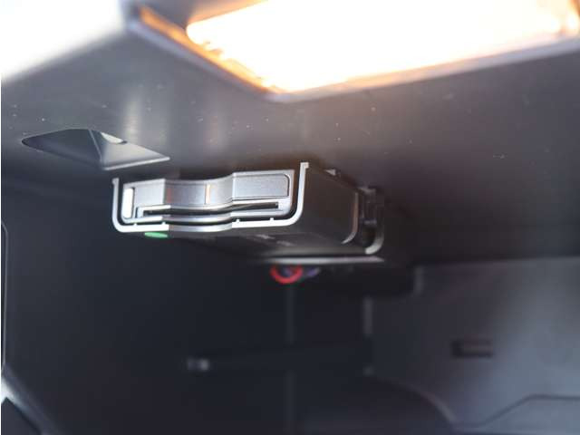 【LAGOM with VOLVO ボルボのある、ちょうどいい暮らし。】LAGOM(ラーゴム)とは、「自分にとって、多すぎず、少なすぎず、ちょうどいいバランス」という意味があるスウェーデンの言葉です。