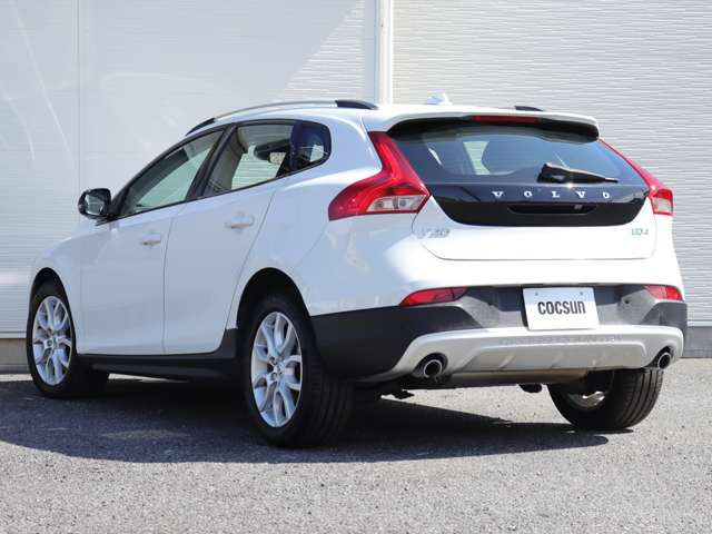 �V�i�����o�b�e���[�̓h�C�c��VARTA(�o���^)���g�p���܂��B���B�Ԃ̏����i�ɍ̗p����鍂�i���o�b�e���[�ł��B